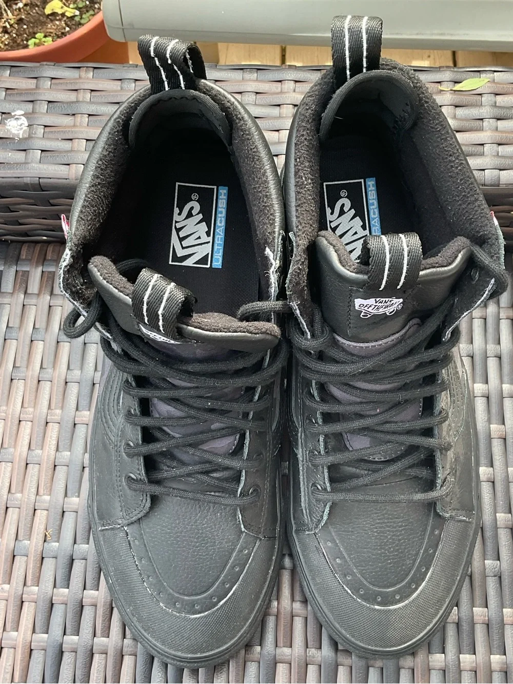 VANS Gray Camo Ultracush Pro MTE. Like New! Men’s 11.5.
